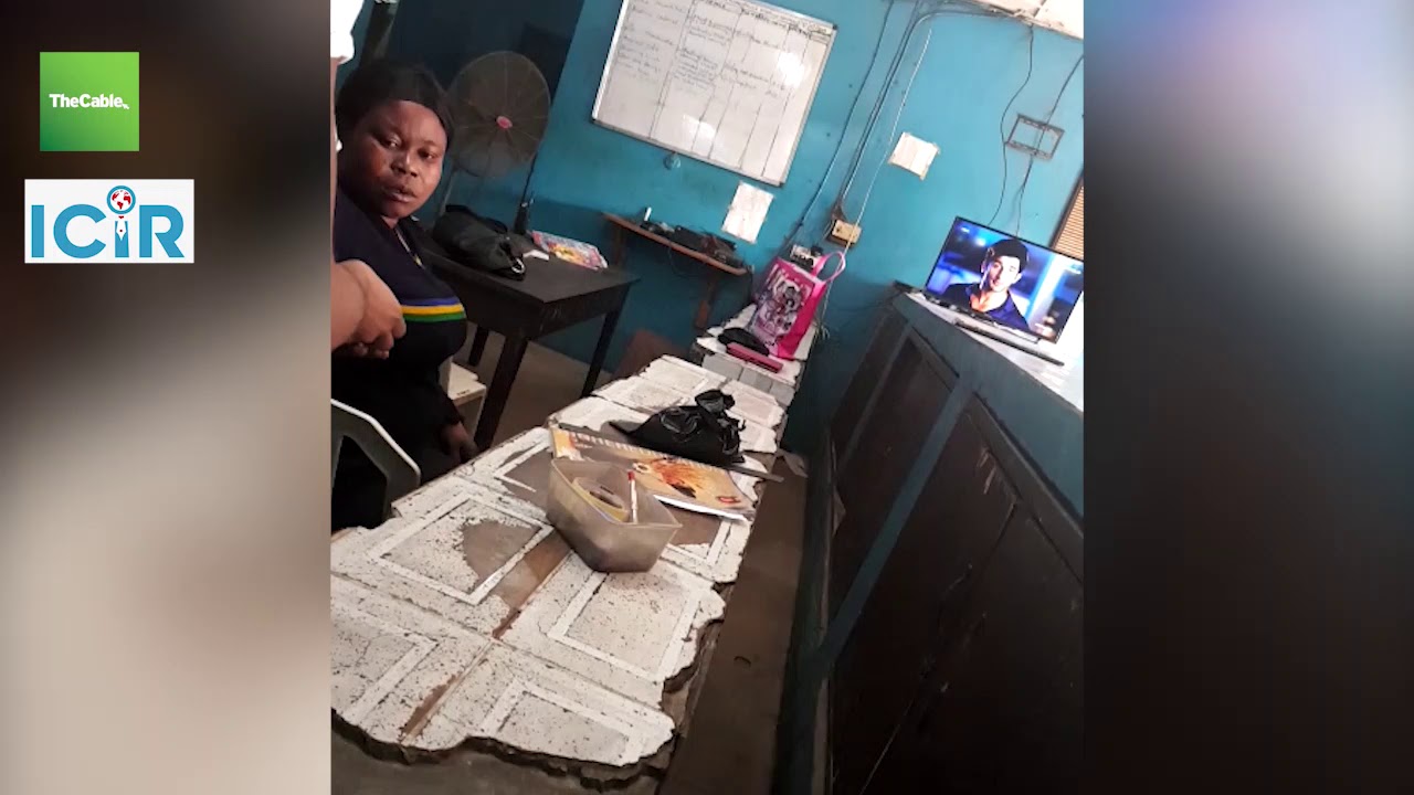 Journalist ‘Fisayo Soyombo goes Undercover to Expose Bribery & Corruption in this Lagos Police Station