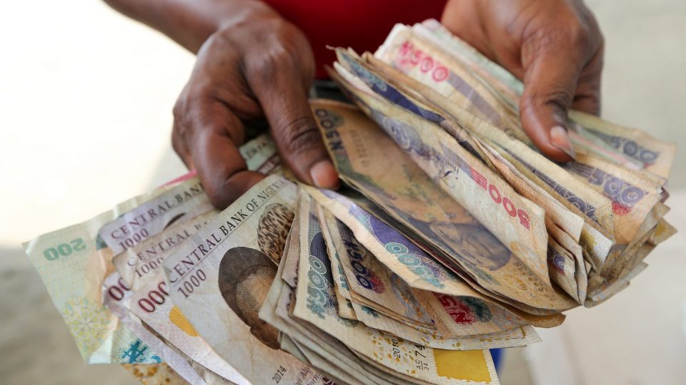 Naira FX rate to Dollar hits N410 on black market as CBN retains N362.50/$