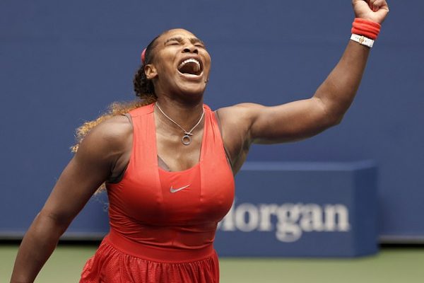 Serena Williams moves on to the #USOpen semifinals Collision symbol