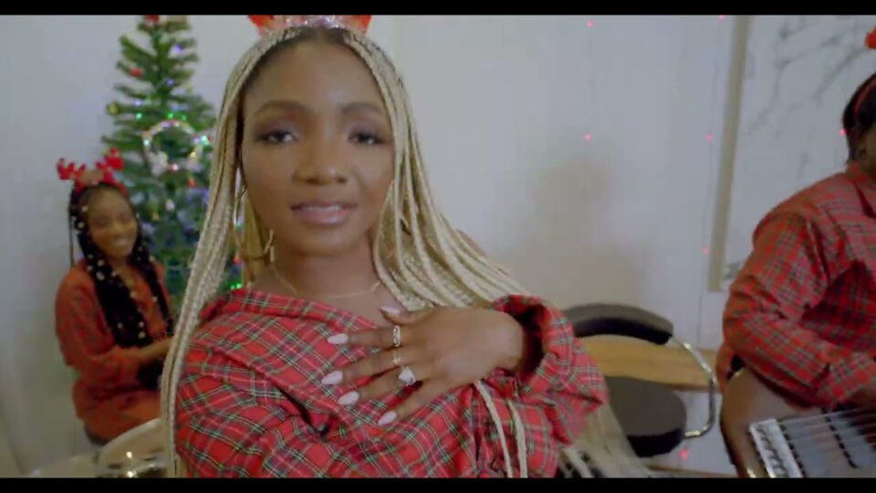 24Naija Music: Simi releases new single “Christmas Sometin”